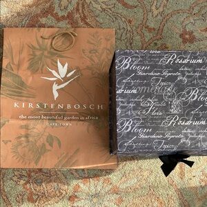 Large box and large Gift Bag decorative Kirstenbosch shopping bag Sturdy Velcro